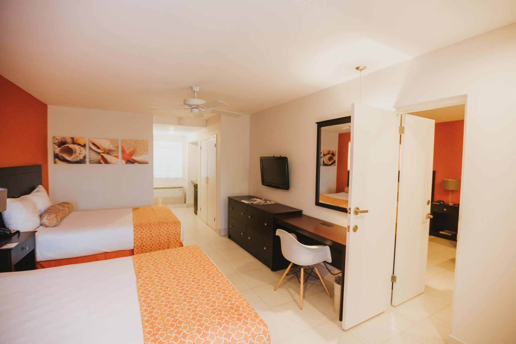 Talk Of The Town Beach Hotel & Beach Club By Gh Hoteles Oranjestad Exterior photo