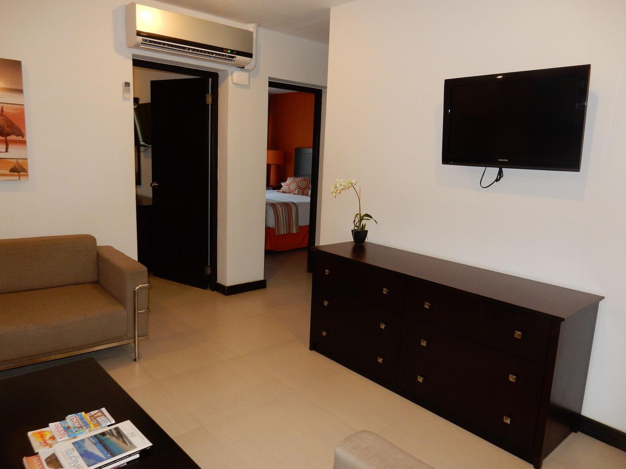 Talk Of The Town Beach Hotel & Beach Club By Gh Hoteles Oranjestad Exterior photo