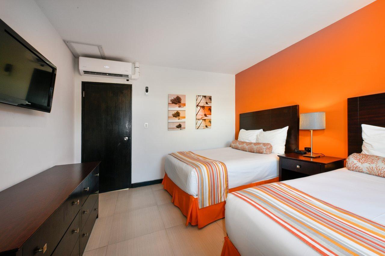 Talk Of The Town Beach Hotel & Beach Club By Gh Hoteles Oranjestad Exterior photo