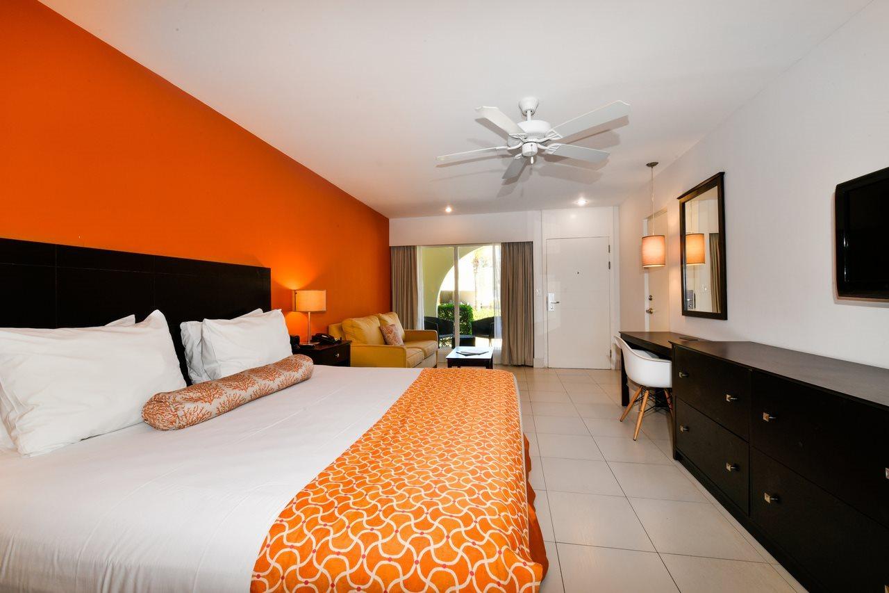Talk Of The Town Beach Hotel & Beach Club By Gh Hoteles Oranjestad Exterior photo