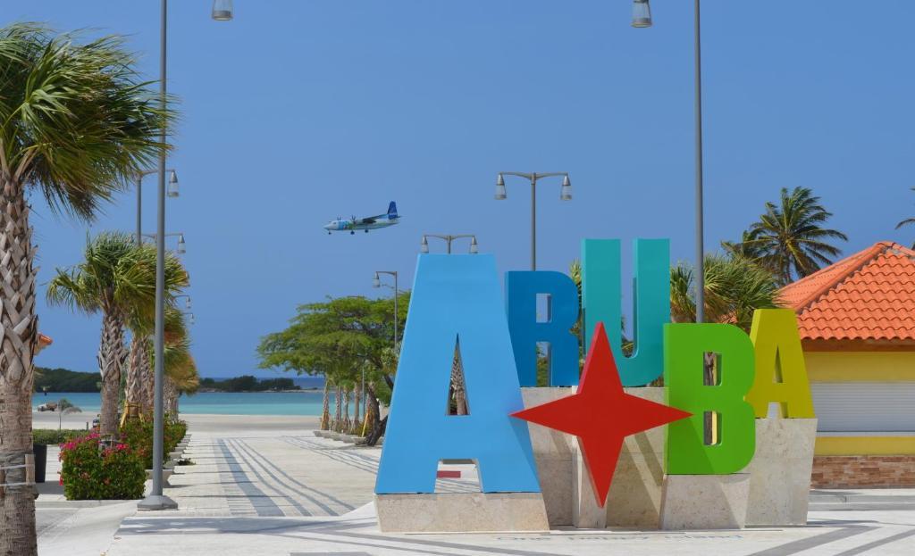 Talk Of The Town Beach Hotel & Beach Club By Gh Hoteles Oranjestad Exterior photo