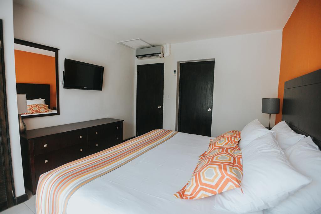 Talk Of The Town Beach Hotel & Beach Club By Gh Hoteles Oranjestad Exterior photo