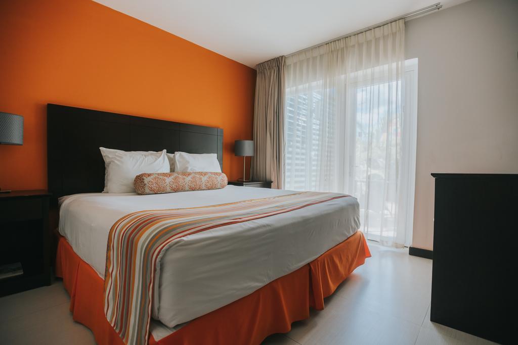 Talk Of The Town Beach Hotel & Beach Club By Gh Hoteles Oranjestad Exterior photo